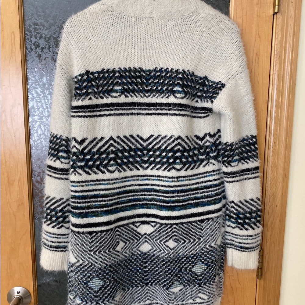 Cardigan - Picture 2 of 3